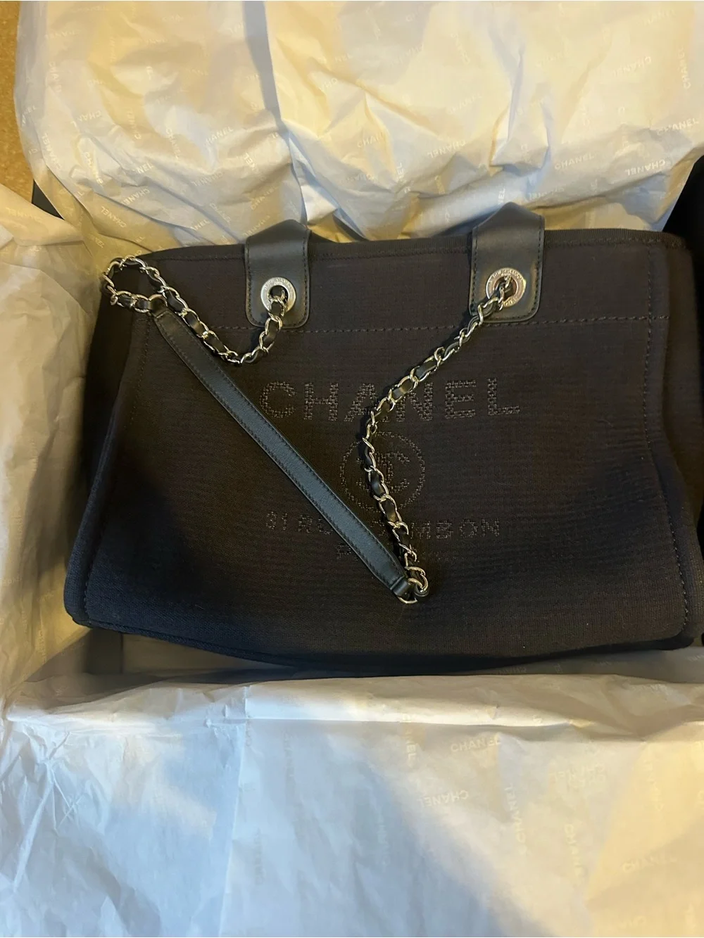 CHANEL Deauville Tote